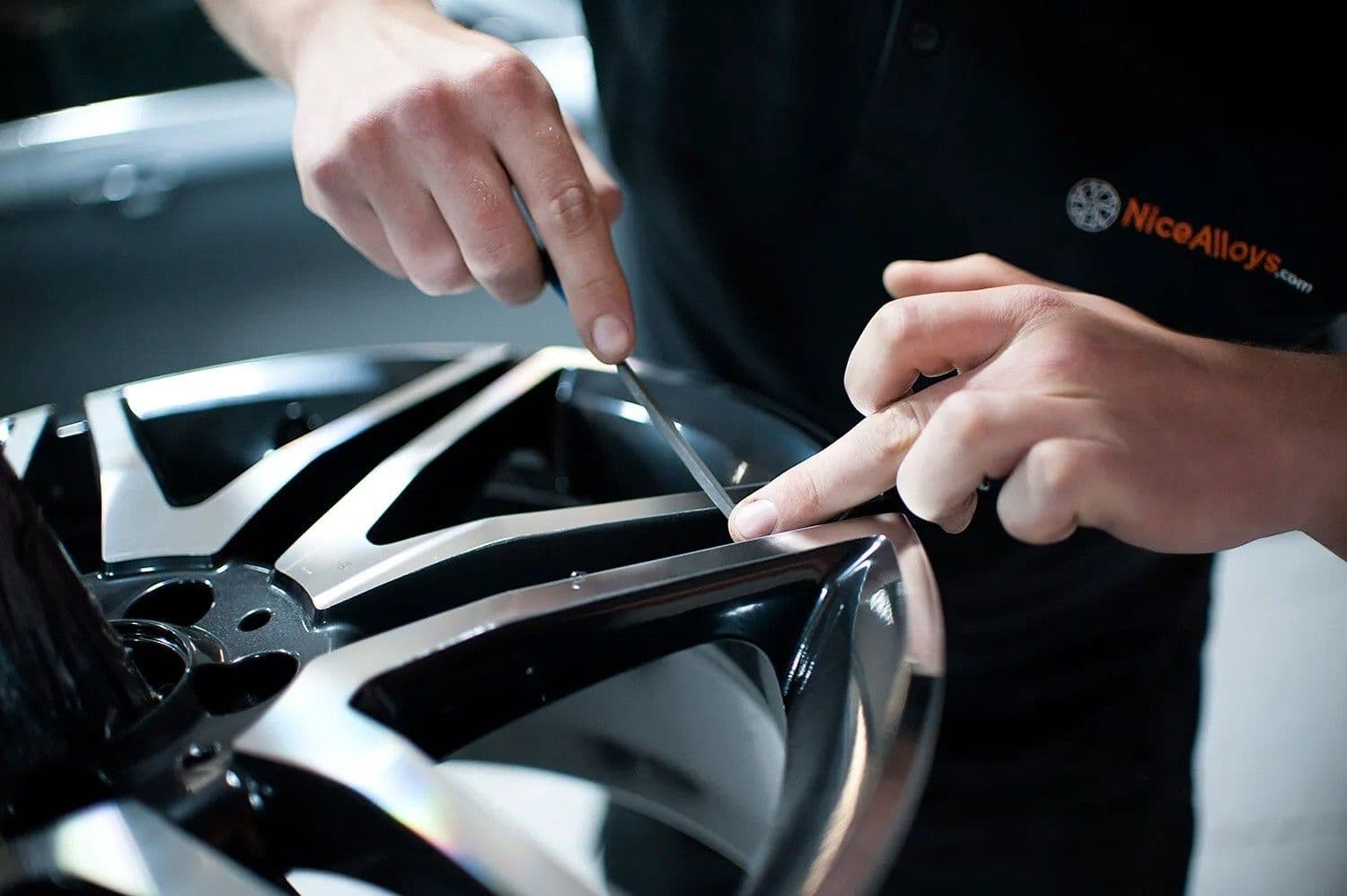 معدات صيانة الإطارات